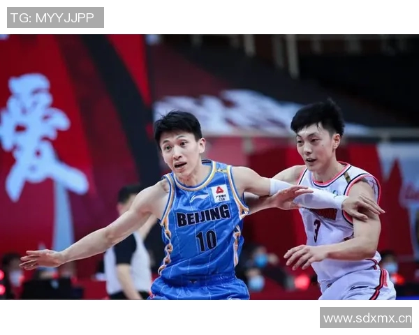 北京足球队以94分稳居挑战赛积分榜首位,领先优势明显 北京足球队以94分稳居挑战赛积分榜首位,领先优势明显