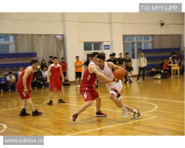 深圳与西安极限运动队赛后复盘团队协作的成功与挑战分析 深圳与西安极限运动队赛后复盘团队协作的成功与挑战分析